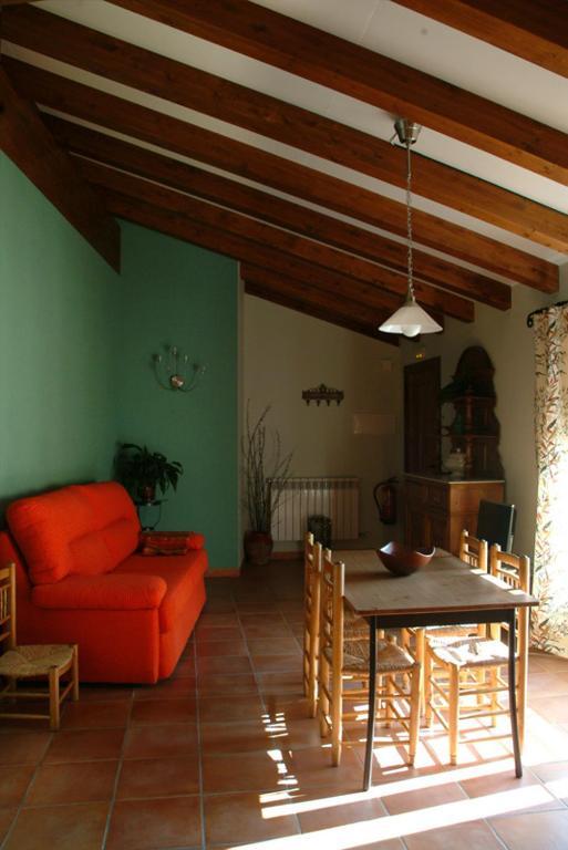 Apartamentos Casa Vidal Adahuesca Habitación foto